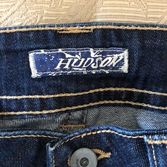 Hudson jeans size 27 slight flare bottom - Picture 3 of 8